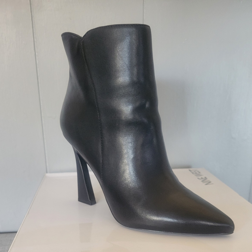 Nine West Black booties